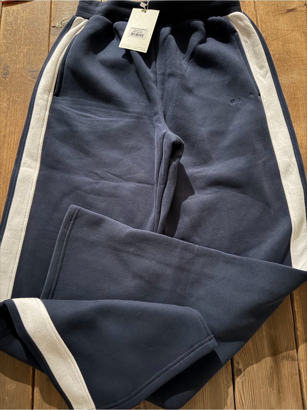 WILO NWT M navy and white stripe sweats